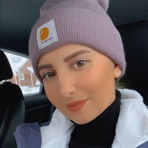 Meet your Posher, Lena